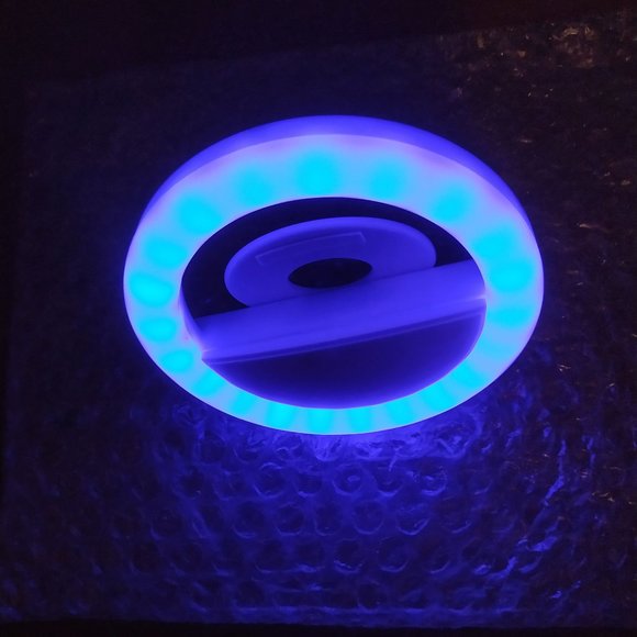 The Original #Selfie Stick Clip-On LED Ring Light -18 Colour Modes Rainbow light - Picture 13 of 15